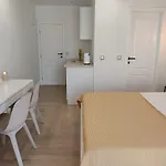 Mina Lux *