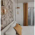 Mina Lux * Jelsa (Hvar)