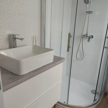 Mina Lux Jelsa *