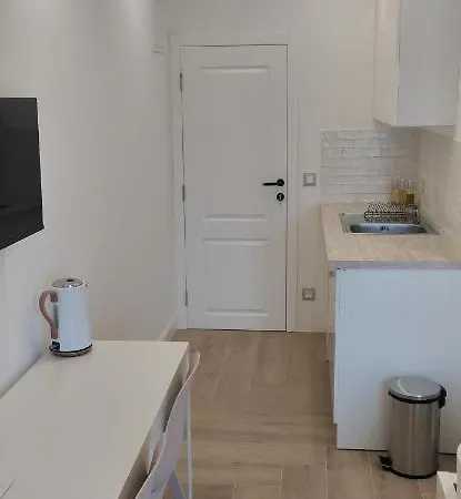 Mina Lux * Jelsa (Hvar)