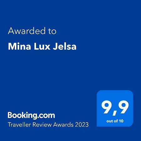 Mina Lux *