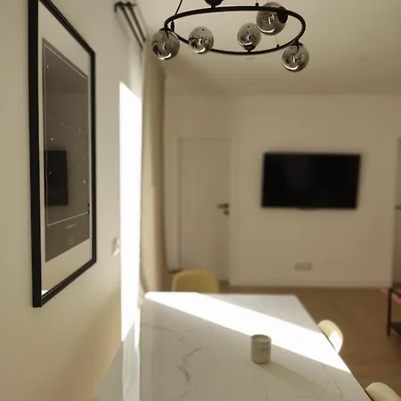 Mina Lux Jelsa (Hvar)